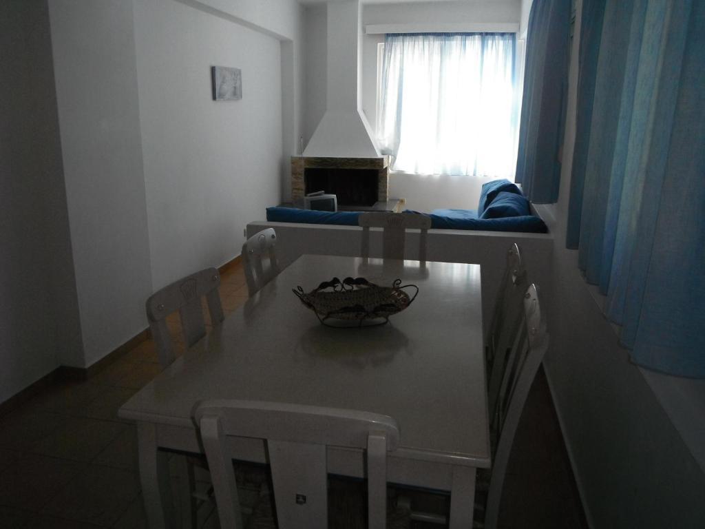 Mandorla Apartments Lardos Zimmer foto